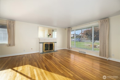 4911 Delaware Ave, Everett, WA 98203 - photo 6