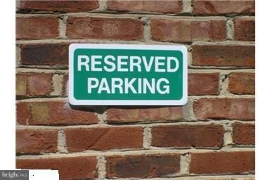 304D Locust St SE unit 16, Vienna, VA 22180 - photo 4