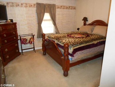 1816 New Lincoln Cir, Hopewell, VA 23860 - photo 5