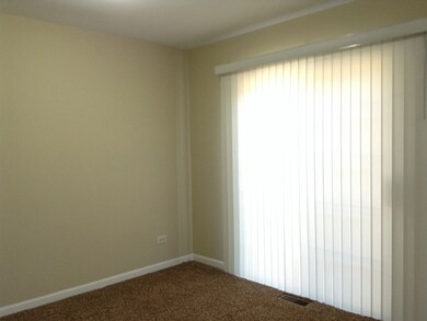 2075 Constitution Ct, Aurora, IL 60506 - photo 4