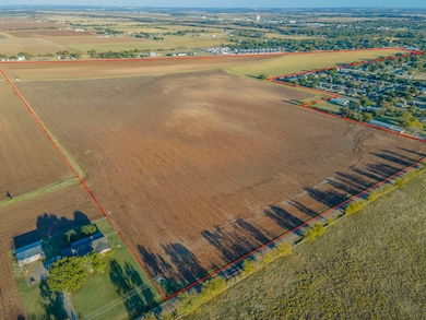 0 N Lone Star Pkwy unit 21112034, McGregor, TX 76657 - photo 7