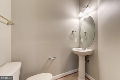 2824 Wakewater Way, Woodbridge, VA 22191 - photo 7