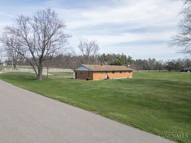 7819 Bethany Rd, Liberty Township, OH 45044 - photo 3