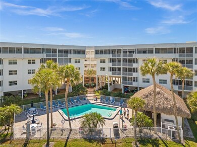 12945 Vanderbilt Dr unit 505, Naples, FL 34110 - photo 2