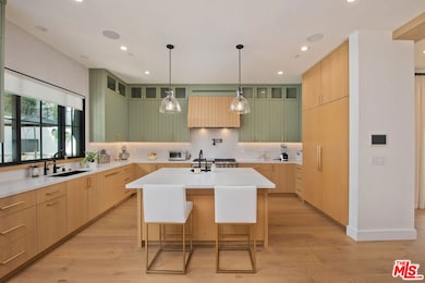 4143 Davana Rd, Sherman Oaks, CA 91423 - photo 4