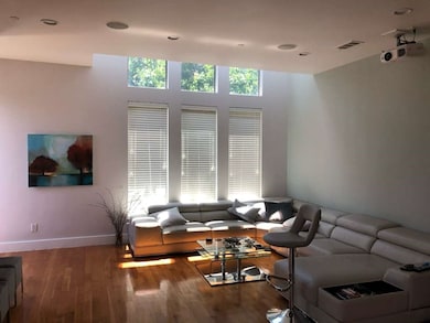 1600 N Haskell Ave unit 6, Dallas, TX 75204 - photo 2