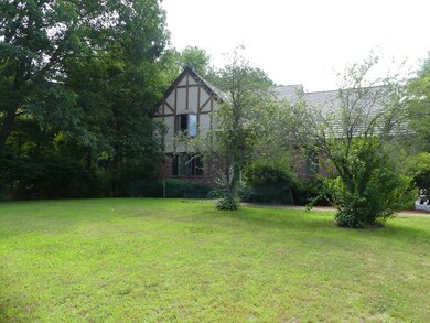 93 Hampshire Rd, Methuen, MA 01844 - photo 2