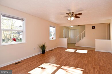10705 Autumn Leaf Place, Germantown, MD 20876 - photo 6