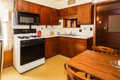 798 N Forsythe St, Franklin, IN 46131 - photo 6