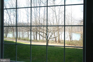 20410 Shore Harbour Dr unit 6A, Germantown, MD 20874 - photo 5