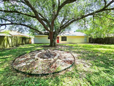 15166 Cocodrie Ave, Baton Rouge, LA 70817 - photo 5