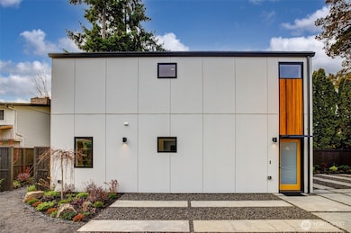 4407 S Holly St, Seattle, WA 98118 - photo 2