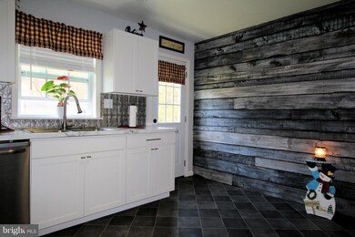 1206 Hollow Run Rd, Luray, VA 22835 - photo 6