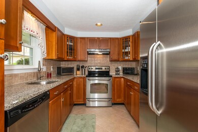 8 Nottingham Court, Kennebunk, ME 04043