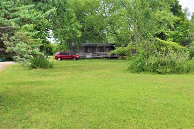 2170 E Markle Rd, Huntington, IN 46750 - photo 3