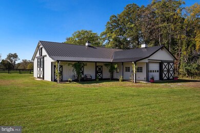 18077 South Shore Dr, Purcellville, VA 20132 - photo 3