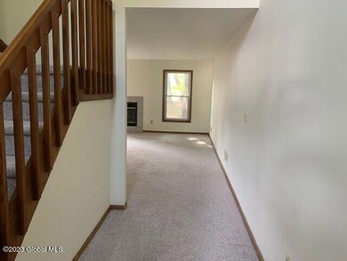 519 Elk Cir, Ballston Spa, NY 12020 - photo 4