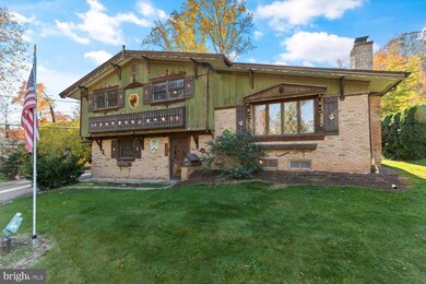 615 N Maple St, Ephrata, PA 17522 - photo 2