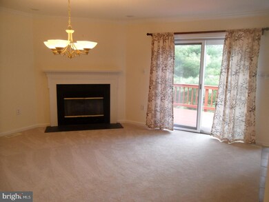 9317 Eagleview Dr, Lafayette Hill, PA 19444 - photo 4