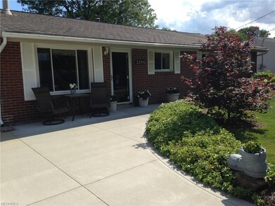 Nice soffit overhang provides shade for the patio 