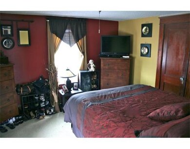 27 Lake St, Uxbridge, MA 01569 - photo 7