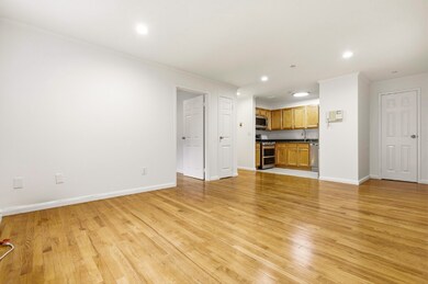 118-82 Metropolitan Ave unit 3A, Kew Gardens, NY 11415 - photo 6