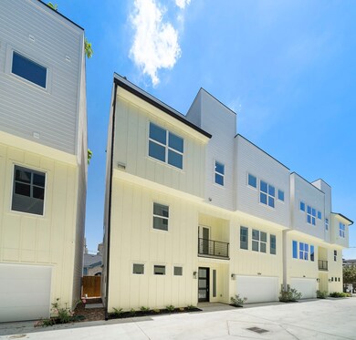 1015 W 24th St unit B, Houston, TX 77008 - photo 2