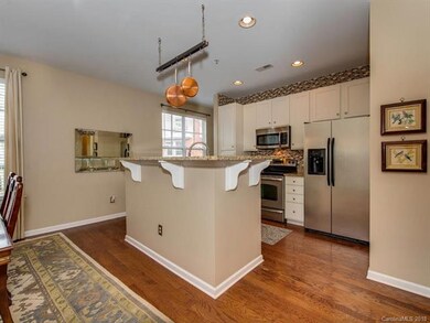 Beautiful SS Appliances Suite in the Kitchen, Tons