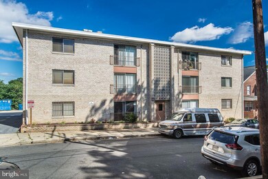 5120 Astor Place SE unit 303, Washington, DC 20019 - photo 2