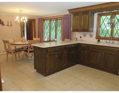 82 E Charlton Rd, Spencer, MA 01562 - photo 4