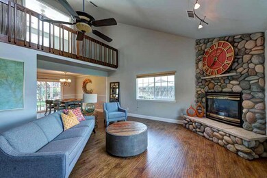 2871 Starlight Blvd, Redding, CA 96001 - photo 3