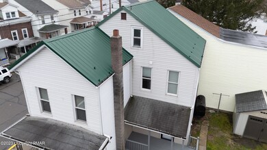 316 E Carroll St, Saint Clair, PA 17970 - photo 4