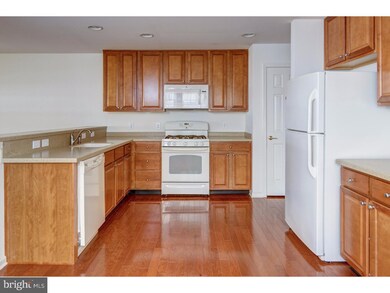 274 Wilshire Blvd, Swedesboro, NJ 08085 - photo 3