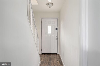 2903 Wren Ct, Woodbridge, VA 22191 - photo 4