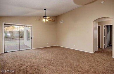 6606 Prickly Pear-Living Room vaulted