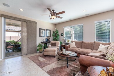3523 E Powell Pl - 06