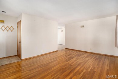 3151 Lin Tel Rd, Saint Louis, MO 63125 - photo 5