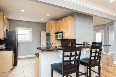 w 380 E Deshler0059