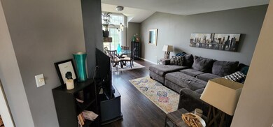 1750 Autumn Ave unit B, Schaumburg, IL 60193 - photo 4