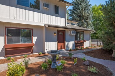 1206 SW Viola Dr, Grants Pass, OR 97526 - photo 4