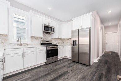 641 W 48th St, Chicago, IL 60609 - photo 5