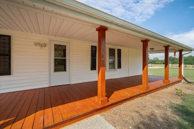 1462 Franks Ferry Rd, Sparta, TN 38583 - photo 6