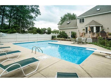 Swimming Pool/Hot Tub/Sauna. The...
