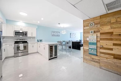 Ocean Reserve Sunny Condominium unit 1121, Sunny Isles Beach, FL 33160 - photo 5