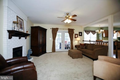 3635 Beech Down Dr, Chantilly, VA 20151 - photo 4