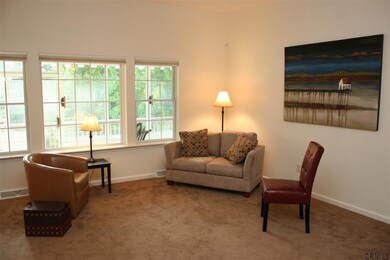 20 Camden Cir, Delmar, NY 12054 - photo 2
