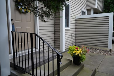 4199 Knob Cir unit 102, Saint Paul, MN 55122 - photo 6