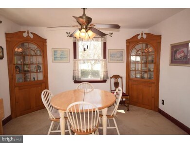 2610 Radcliffe Rd, Broomall, PA 19008 - photo 6