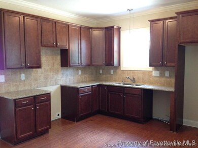 2230 Westdale Dr, Fayetteville, NC 28303 - photo 2