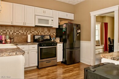 877 W Nimisila Rd, Akron, OH 44319 - photo 4